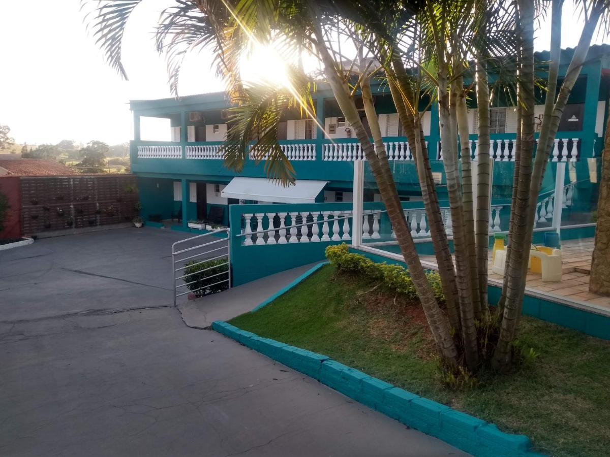 Agape Hotel Cesário Lange Buitenkant foto